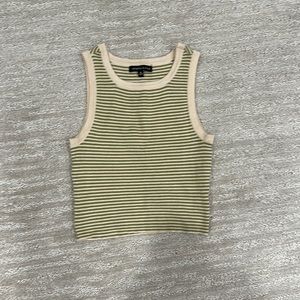 never worn kendall and kylie tank